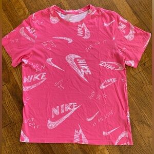 Bubblegum pink Nike Men’s or UNISEX t-shirt top